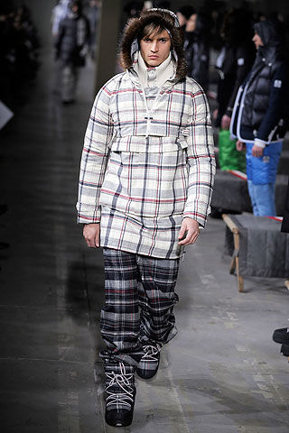 Moncler Gamme Bleu / - 2010-2011